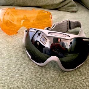 listing-status-banner